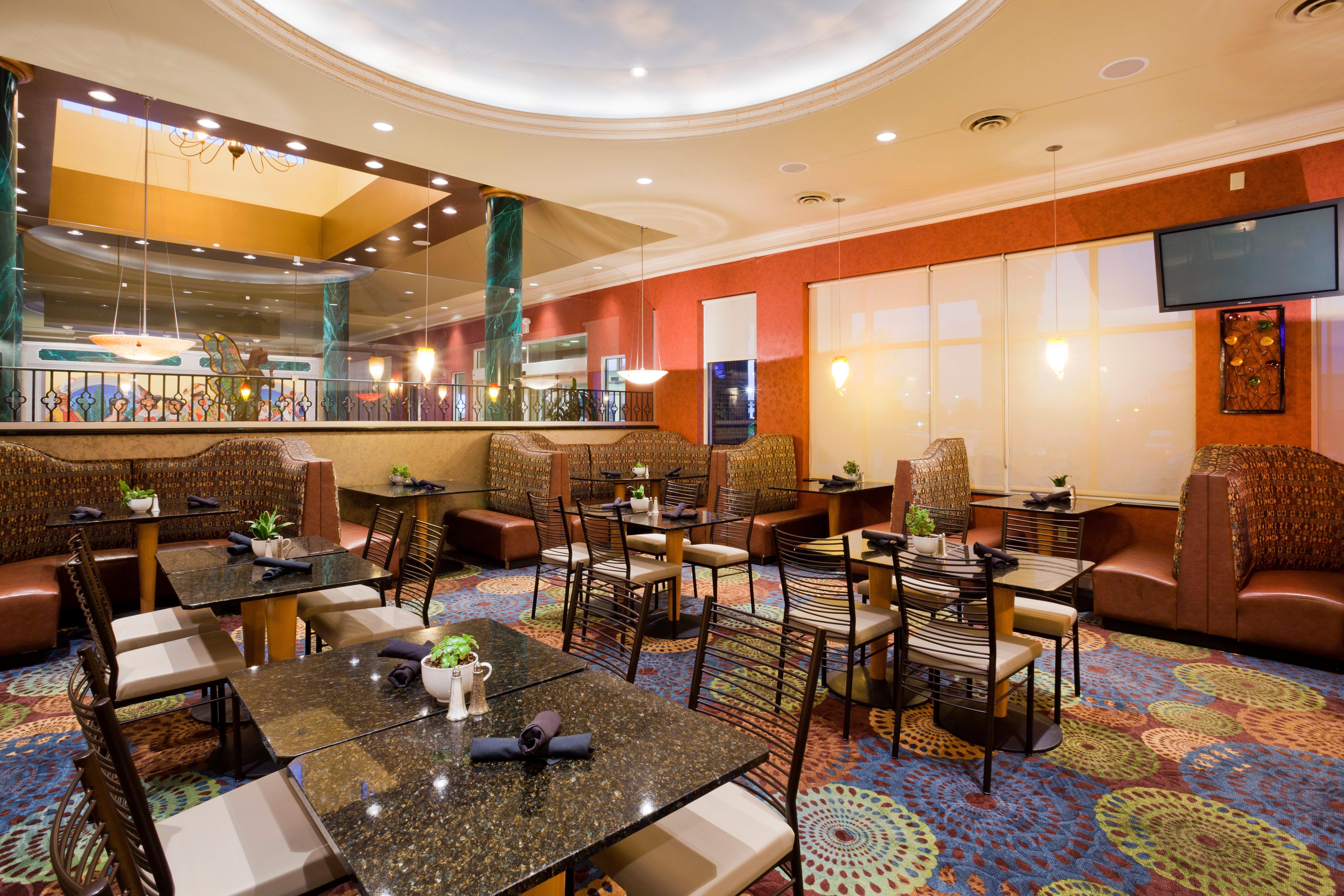 Holiday Inn Hotel & Suites Maple Grove Northwest Minneapolis-Arbor Lakes By Ihg Exterior photo